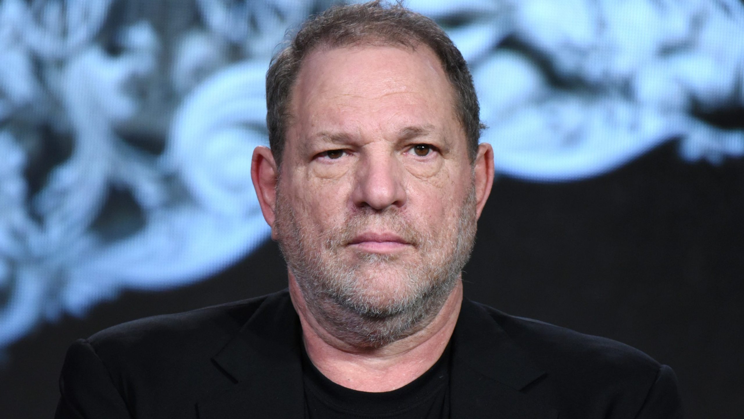 Harvey Weinstein يواجه تهمة الاعتداء من الدرجة الأولى