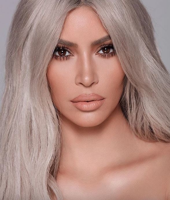 ابنة Kim Kardashian بفلتر الفراشة