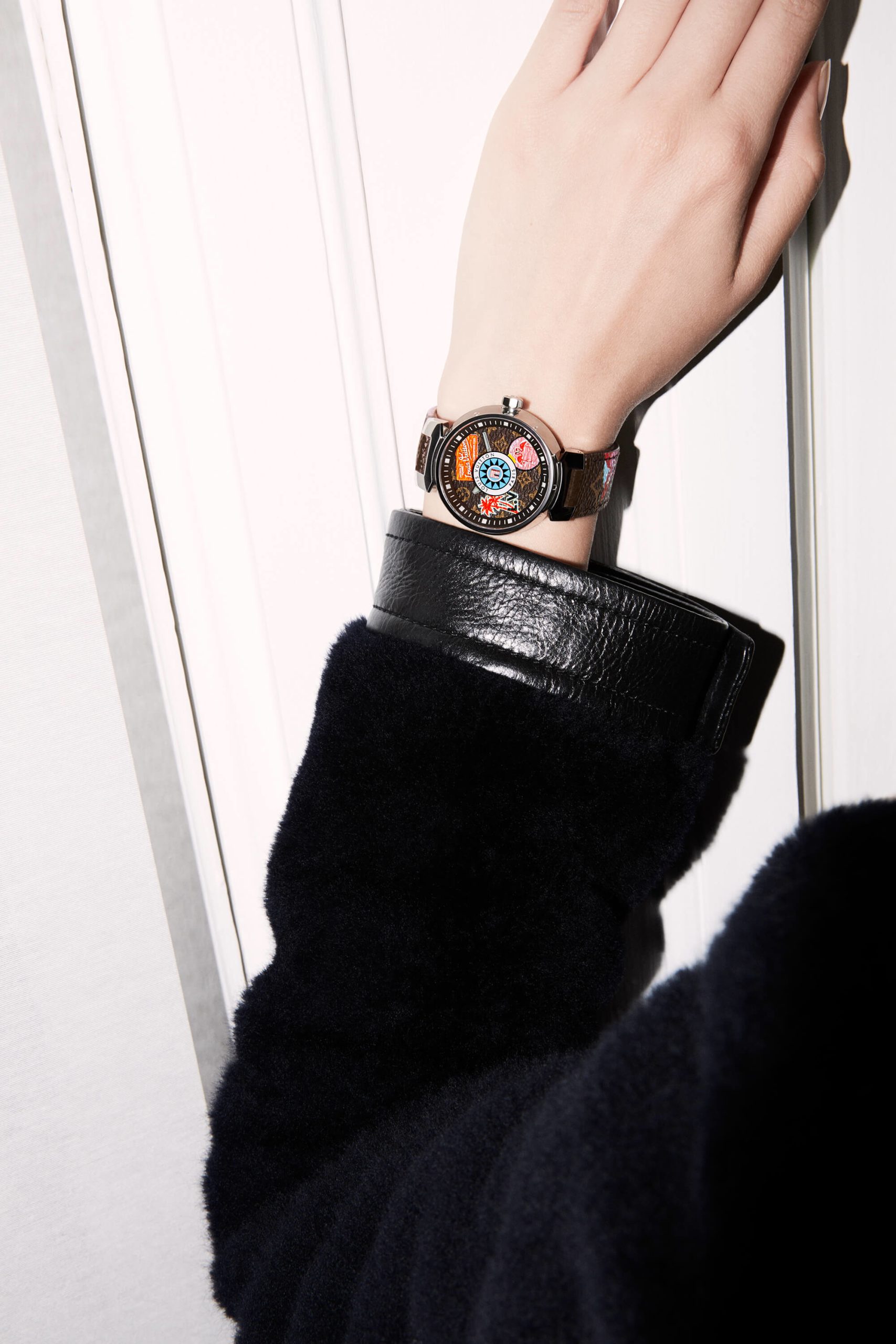 كلّ ما عليك معرفته عن ساعة Louis Vuitton الجديدة