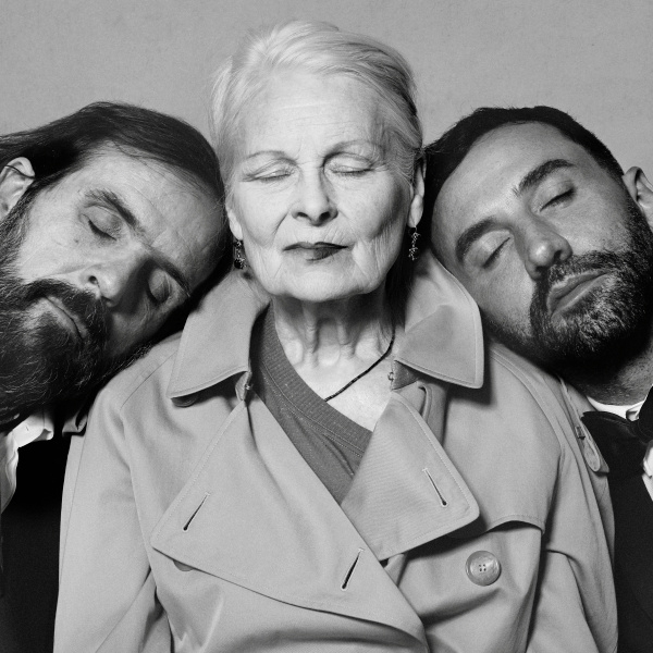Vivienne Westwood وBurberry يحدثان ثورة في عالم الموضة