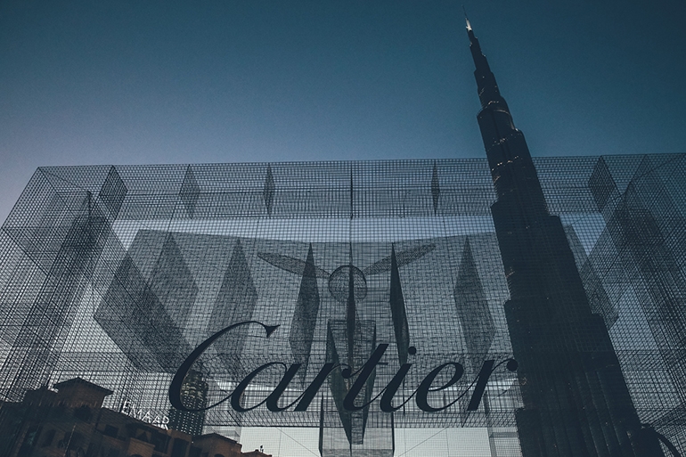 مفاجأة سفر رائعة بانتظار عاشقات Cartier