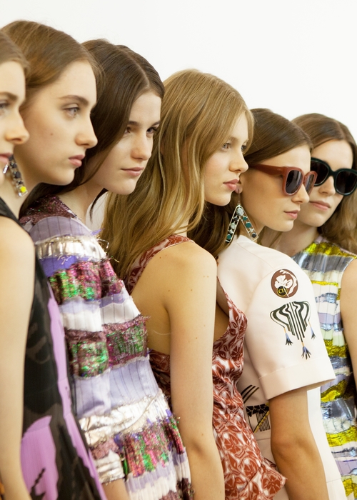 وجهات سفرنا المفضّلة مستوحاة من مواقع عروض Dior Cruise