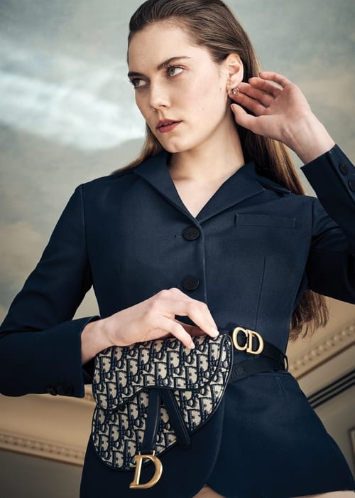 تألّقي بكلاسيكيّة Dior المطلقة
