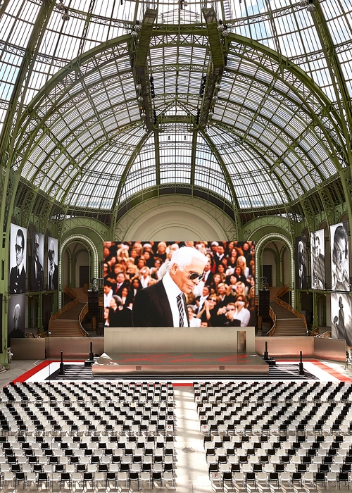 Karl For Ever يخلّد إرث Karl Lagerfeld