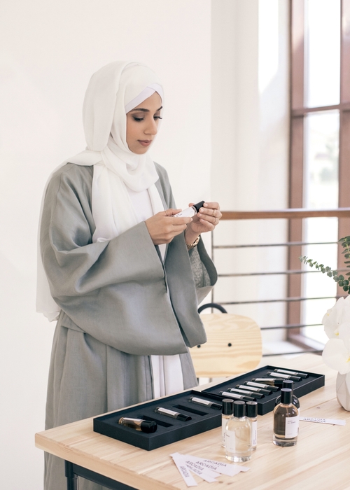 Amna AL Habtoor تترجم مفهومها للمنتج الفاخر