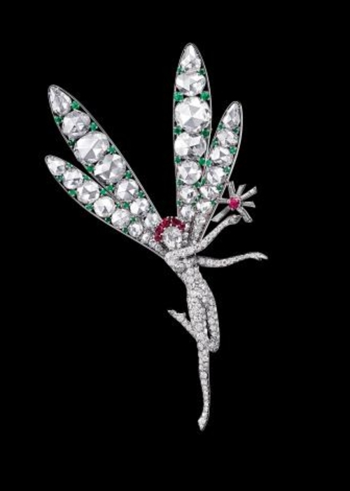 Van Cleef & Arpels تسرد قصّتها مع الوقت والطبيعة والحبّ