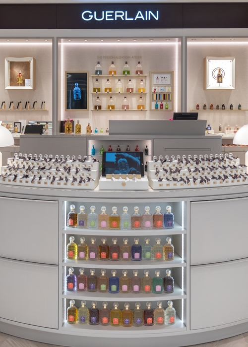 اكتشفي عالمَ عطور Guerlain الجديد في مول الإمارات