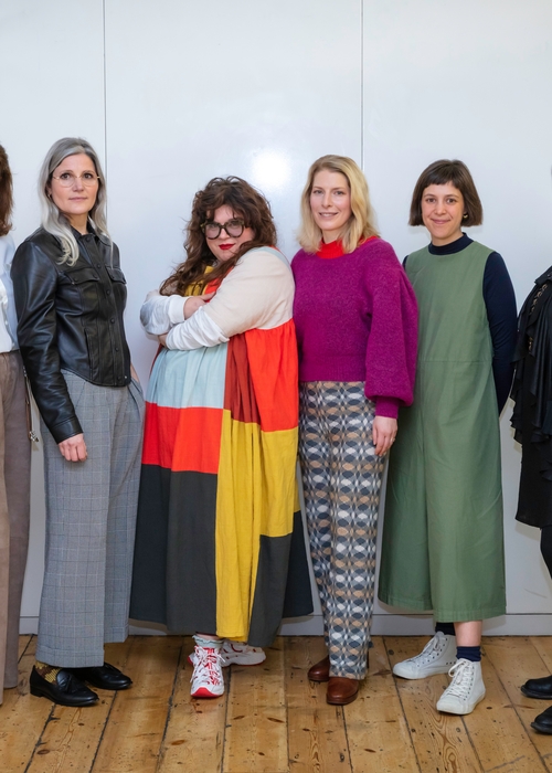 من هي الفائزة بجائزة Max Mara للفنون للنساء؟