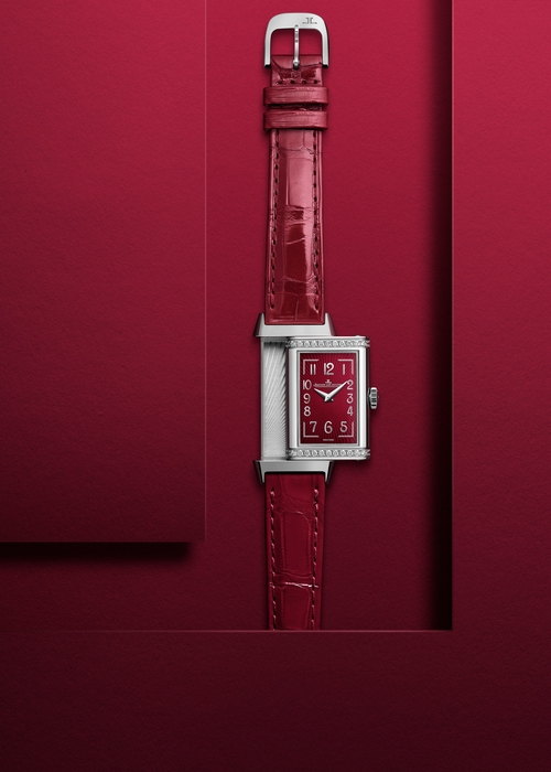 5 أسباب تجعلك تريدين Reverso One الجديدة من Jaeger LeCoultre