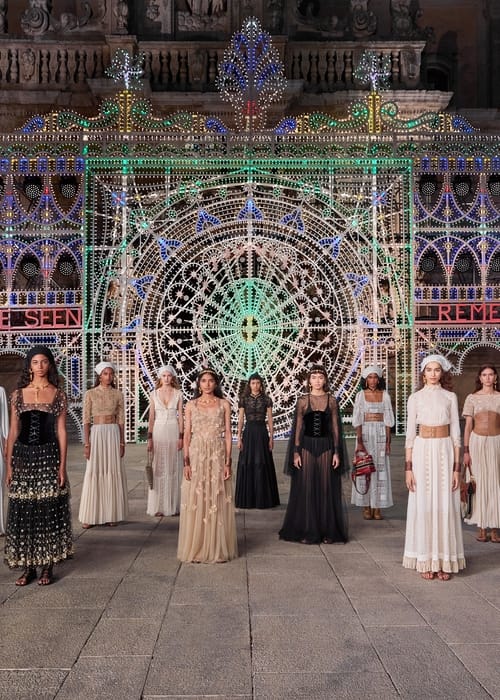 Dior تحلّق بك إلى إيطاليا وتكشف عن مجموعتها كروز 2021