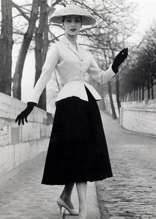 عودة قطعة أيقونيّة: سترة Bar من Dior