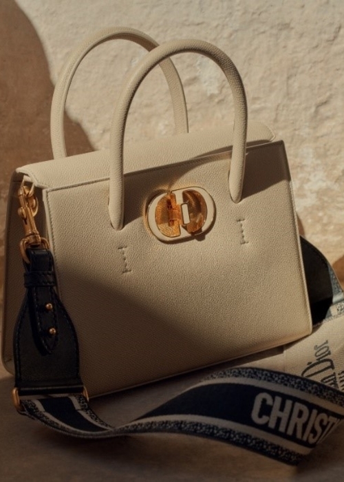 من 30 Avenue Montaigne إلى Dior St Honoré