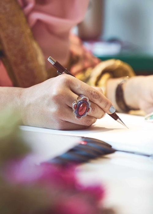 اليوم الوطني الإماراتي تعاون يحتفي بعيد الوطن وبإبداع المرأة