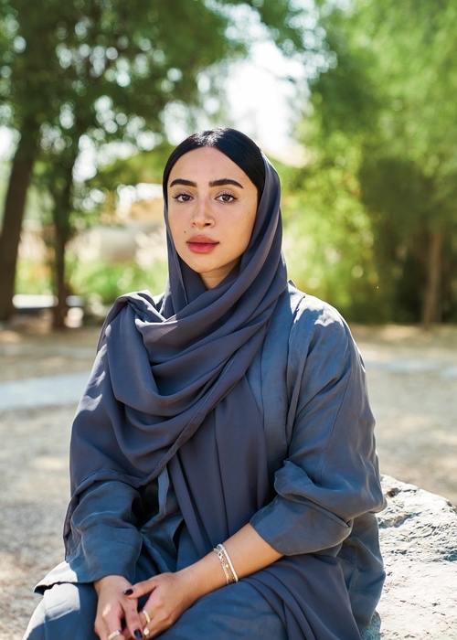 اكتشفي أسرار Zeinab Alhashemi الجماليّة