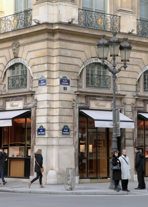 من باريس إلى السعوديّة، Chopard تفتتح أحدث متاجرها