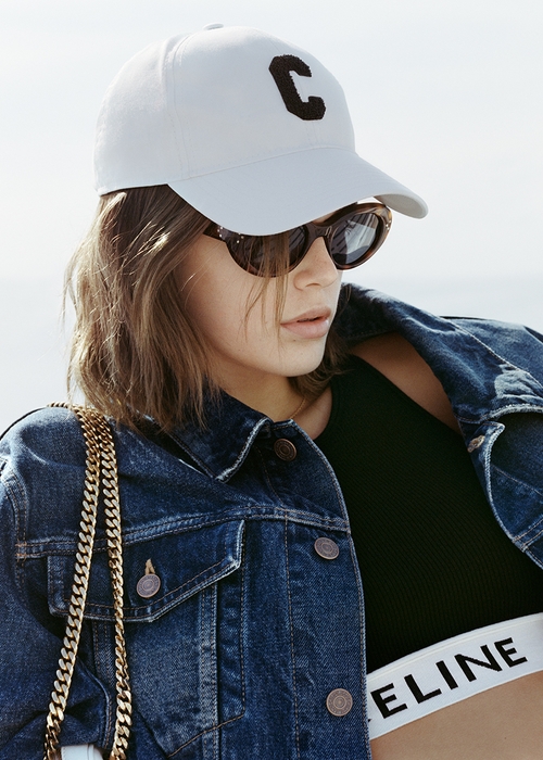 أحصلي على إطلالة Kaia Gerber