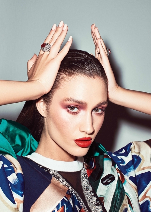 تباهي بمجوهراتك الراقية من Louis Vuitton