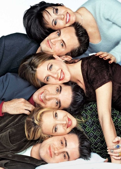 من هي الشخصيّة المحبوبة أكثر في مسلسل Friends الشهير؟