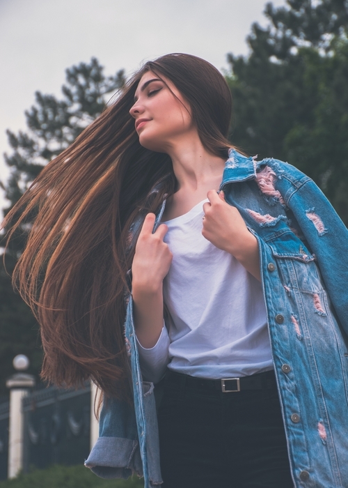 خل الهندباء لشعر لامع