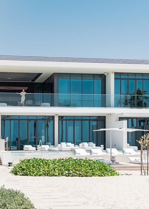 تجربة من الرفاهية والاسترخاء في منتجع Nikki Beach