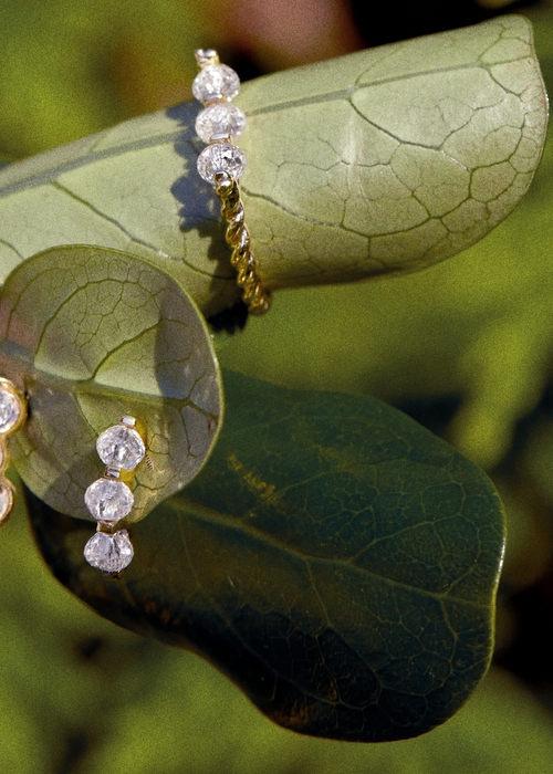 تعرّفي إلى المصمّمة المبدعة من أصول عربيّة خلف علامة Renna Jewels