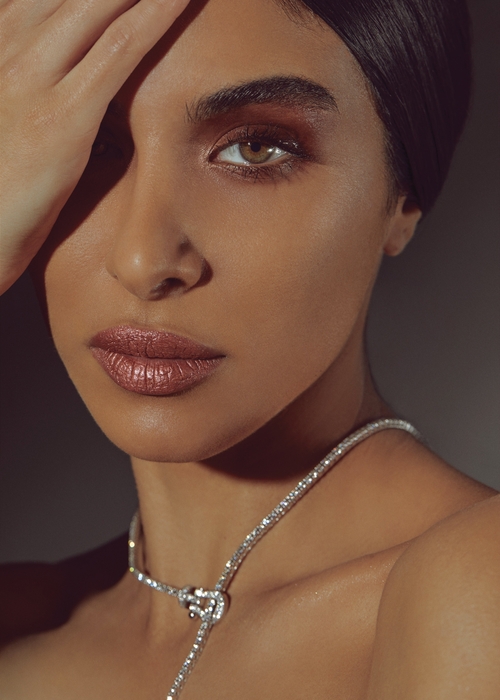 إطلالاتٌ ساحرة تتألّق بها Fay Ezzat