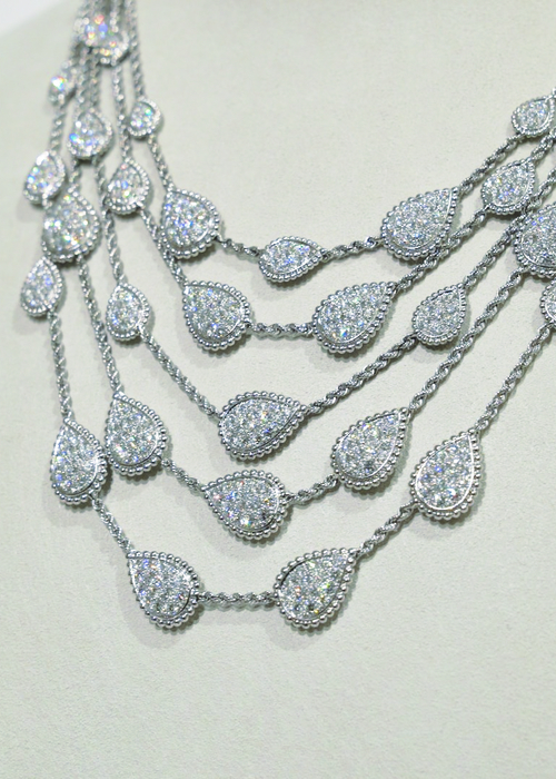 Boucheron السبّاقة في ترجمة القصص والإبتكار