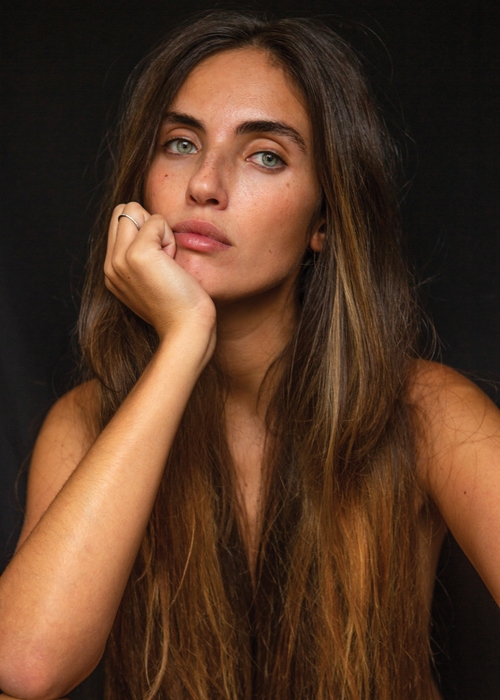 Laura Bensadoun تكشف أسرار شعرها