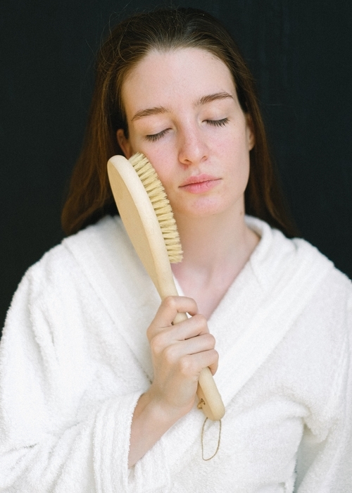 طرق لاستخدام جل الصبار بعد الاستحمام