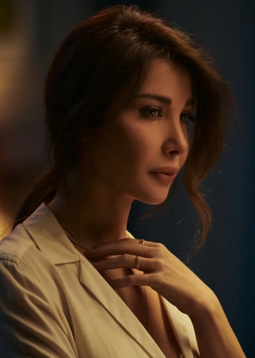 تسريحات نانسي عجرم ناعمة إلى أقصى الحدود
