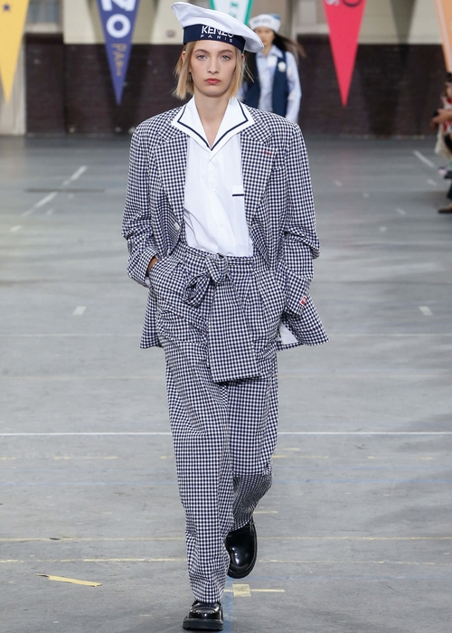 8 أمور لفتتنا في مجموعة Kenzo لربيع وصيف 2023