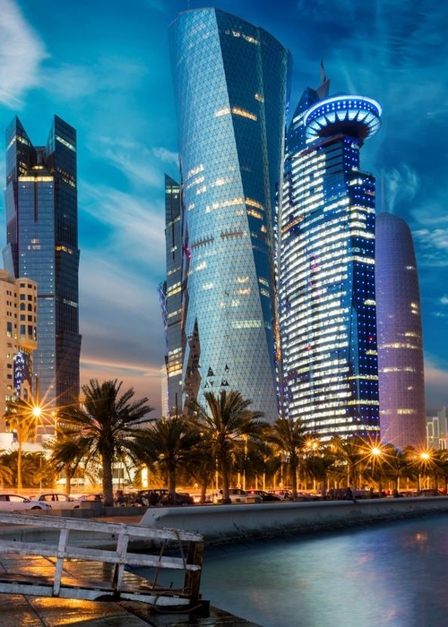قطر نحو التقدّم وتغيير لشعار الدولة