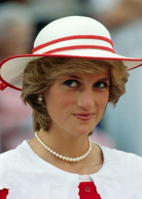 قصة الاميرة ديانا من يوم دخولها القصر الملكي حتى وفاتها