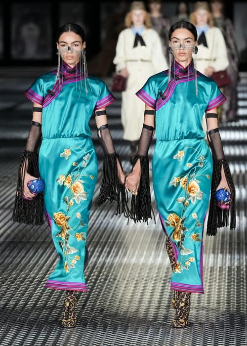 Gucci Twinsburg عنوان العرض لربيع وصيف 2023