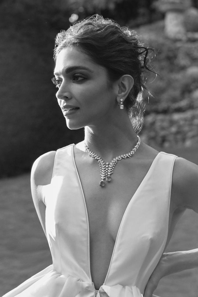 Deepika Padukone سفيرة دار Cartier للمجوهرات الفخمة
