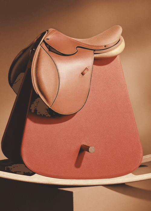 إرتجال التصميم في حرفة petit h وإفتتاح السوق الخاص بها في متجر Hermès في دبي مول
