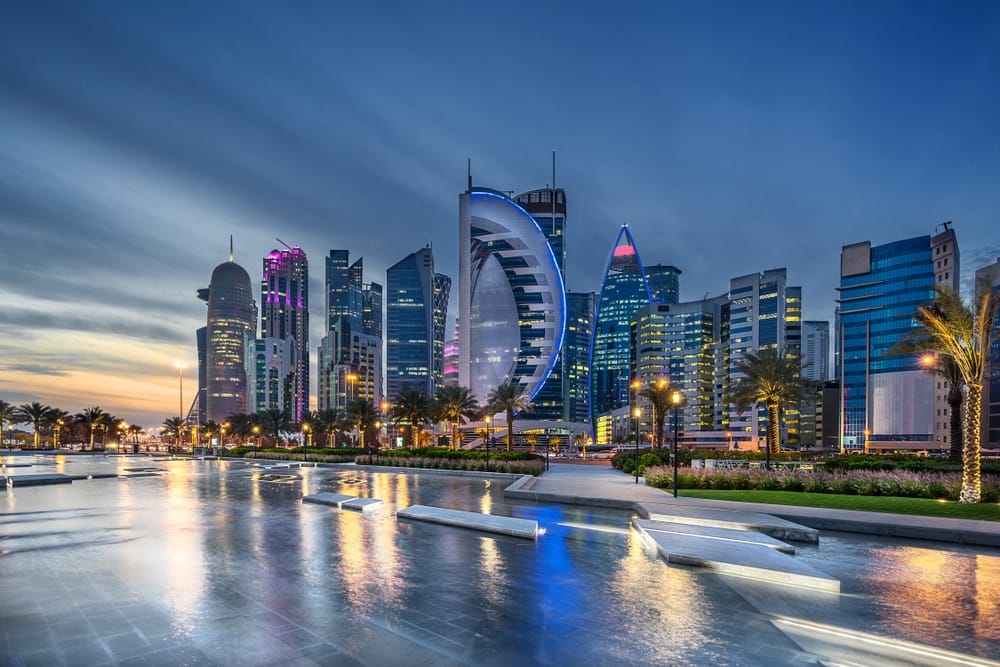 من هي أكثر الدول المسافرة إلى قطر للمشاركة في كأس العالم لكرة القدم 2022؟