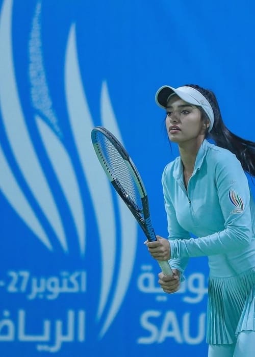 السعودية يارا الحقباني تنال الميدالية الذهبية وأنس جابر تحقق إنتصارات عالمية في لعبة التنس