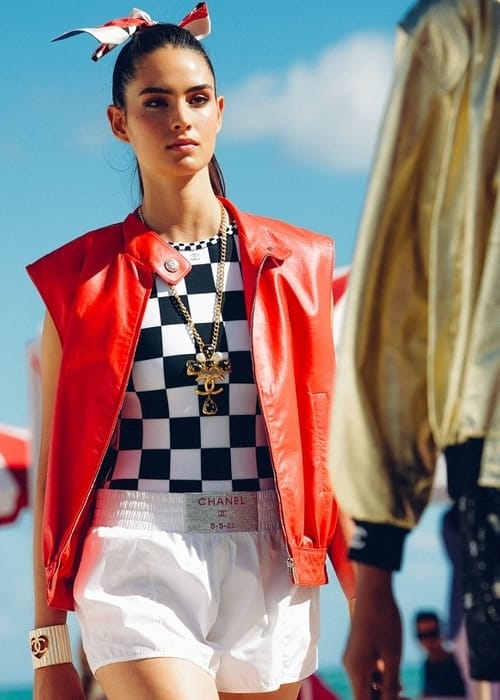 مجموعة Chanel Cruise لعام 2022-2023 في ميامي