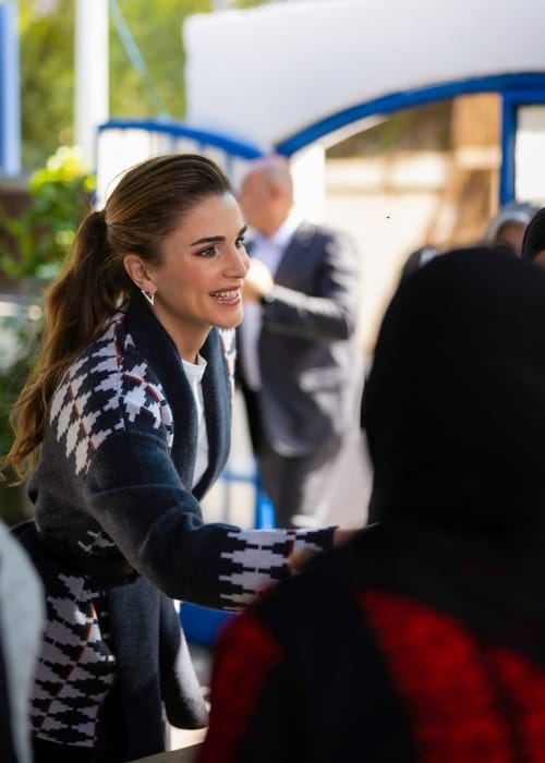 الملكة رانيا في جولةٍ لدعم النساء الأردنيات!