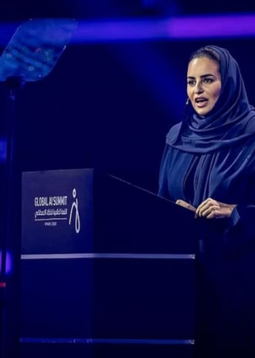 السعوديّة ديما اليحيى إسمٌ بارزٌ في LEAP 2023… فمن هي؟