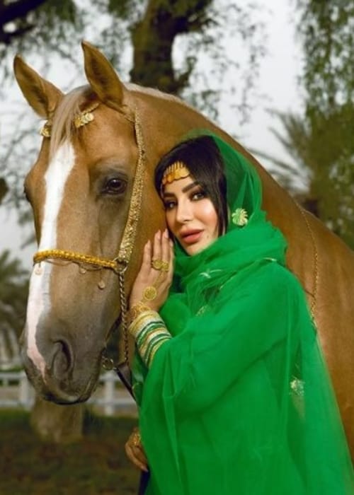 كيف احتفلت نجمات العالم العربيّ بيوم التأسيس؟