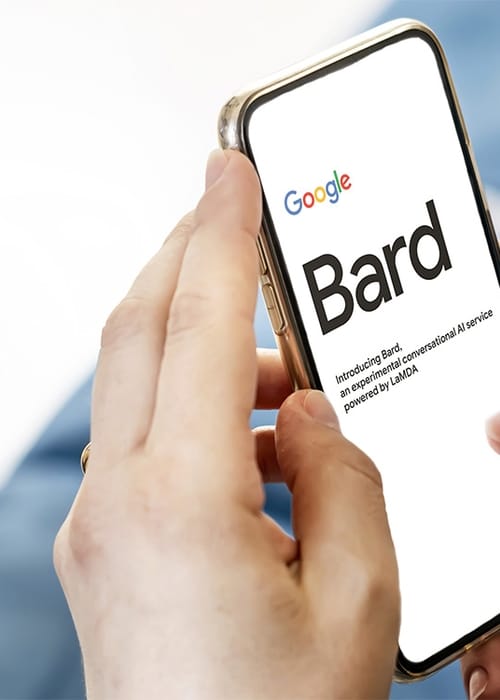 Google تطلق نموذج Bard الشبيه بـChatGPT… فما الذي يميزه؟