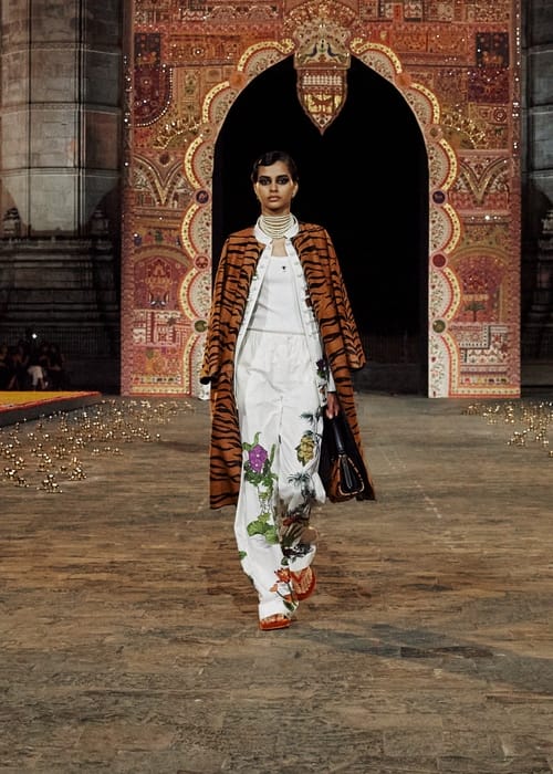 Dior تقدم مجموعة ثمينة في الهند