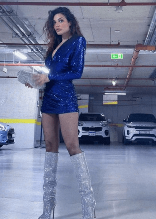 موديلات فساتين نادين نجيم القصيرة تبرز رشاقتها