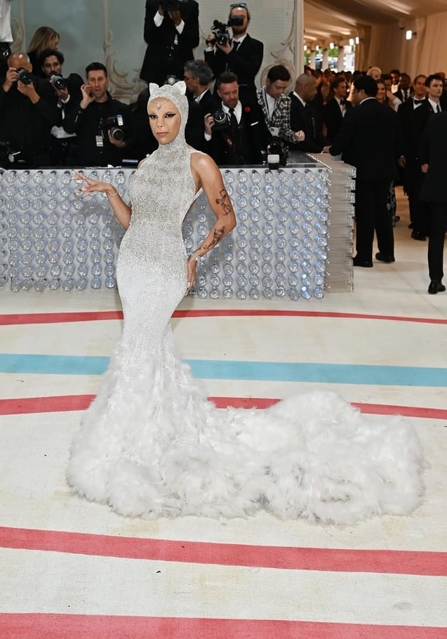Doja Cat بفستان من Oscar de la Renta