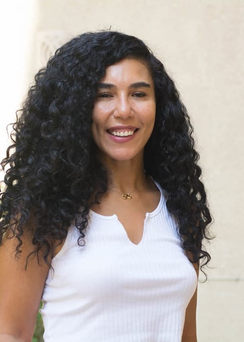 تعرفي على Doaa Gawish المؤسِّسة والرئيسة التنفيذيّة لـThe Hair Addict