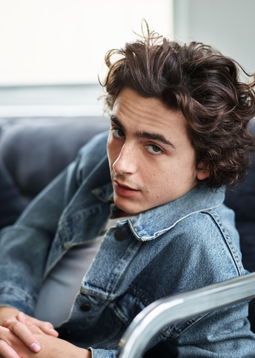 Timothee Chalamet  السفير الجديد لعطر BLEU DE CHANEL