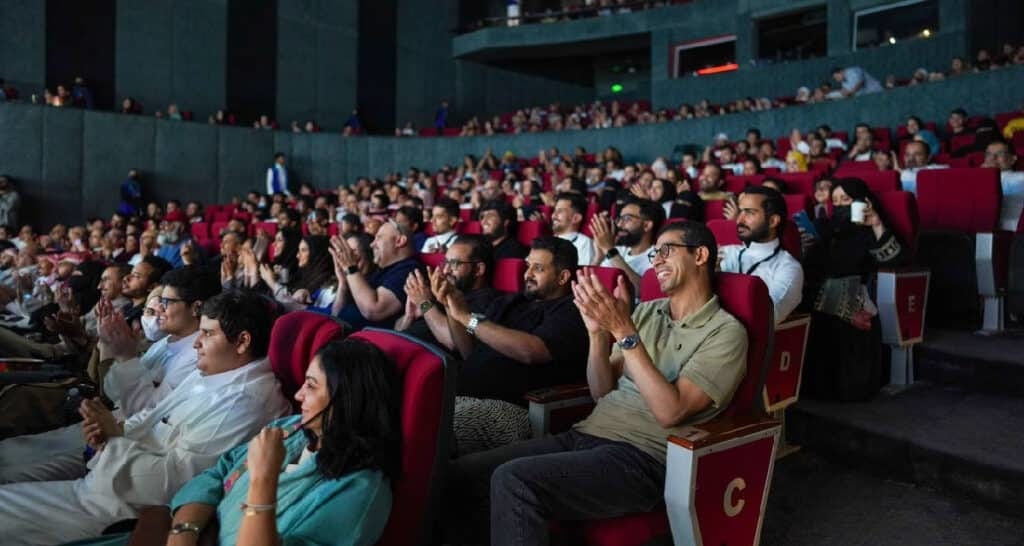 مسرحيات جولة المملكة 2023: بين الكوميديا والدراما