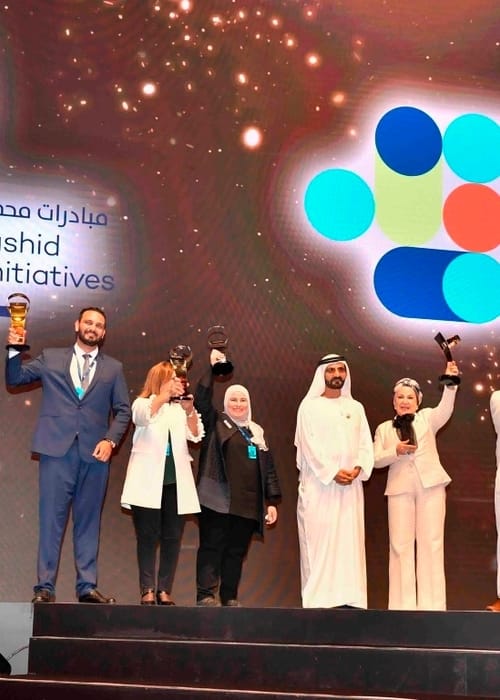 الشيخ محمد بن راشد يفتش عن صناع الأمل لتكريمهم